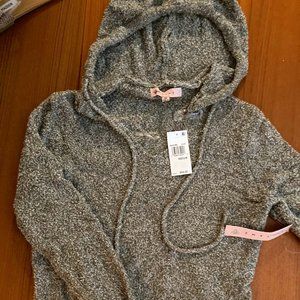 Crave Fame Pullover Hoodie / Sweater - M NWT